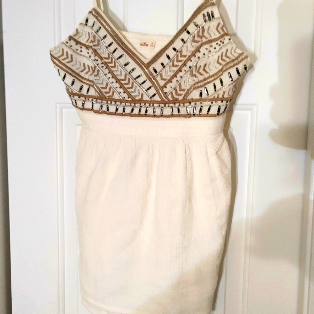 Gorgeous tank top from Hollister. Size M.